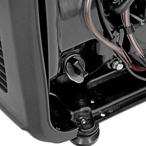 Генератор инверторный GT-2200iS, 2.2 кВт, 230 В, бак 4 л, закрытый корпус, ручной старт Denzel по ценам производителя в Москве с доставкой по всей России