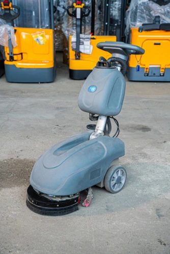 Машина поломоечная с АКБ GEL 24/35 В/Ач TOR MINI 350 по ценам производителя в Москве с доставкой по всей России