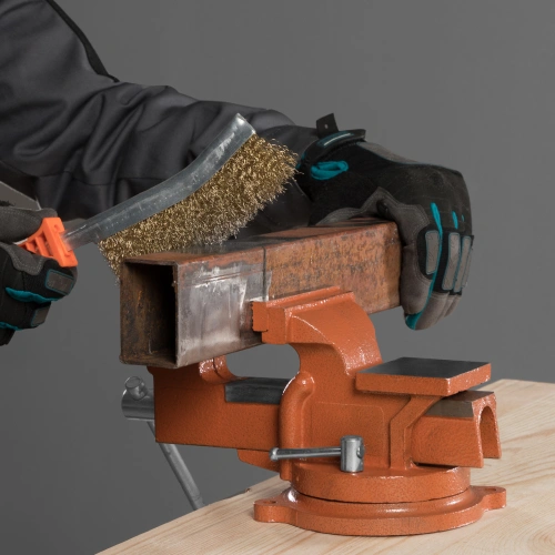 Тиски слесарные, 100 мм, поворотные, с наковальней Sparta по ценам производителя в Москве с доставкой по всей России