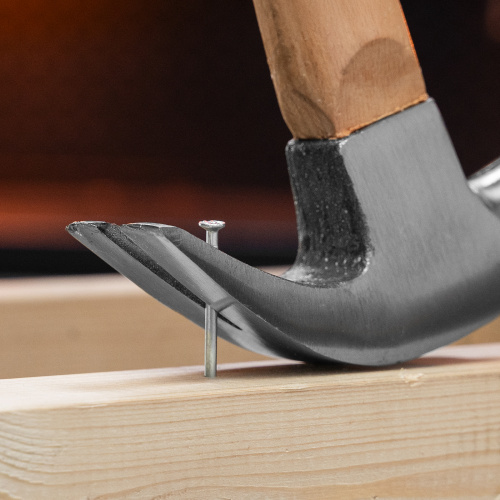 Молоток-гвоздодер, 450 г, боек 27 мм, деревянная рукоятка Sparta по ценам производителя в Москве с доставкой по всей России