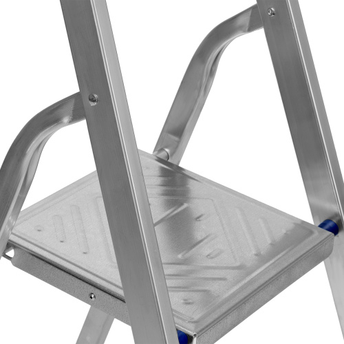 Стремянка, 3 ступени, алюминиевая, Сибртех по ценам производителя в Москве с доставкой по всей России