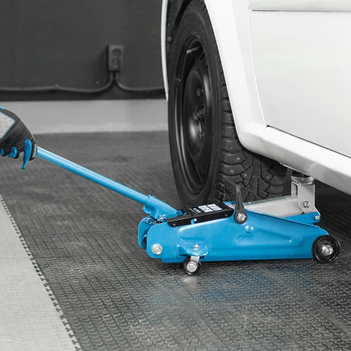 Домкрат гидравлический подкатной, 2 т, h подъема 140-340 мм, в кейсе Stels по ценам производителя в Москве с доставкой по всей России