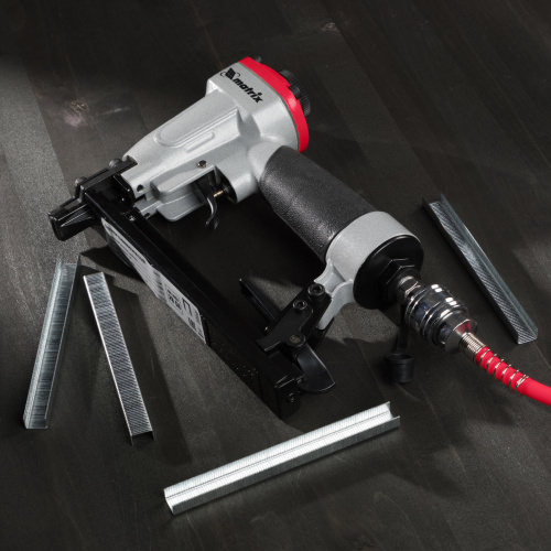 Степлер пневматический для прямоугольных скоб от 6 до 13 мм Matrix по ценам производителя в Москве с доставкой по всей России