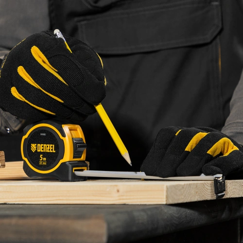 Рулетка 5м х 25мм, двухкомп. корпус, магнитный обрезиненный зацеп Denzel по ценам производителя в Москве с доставкой по всей России