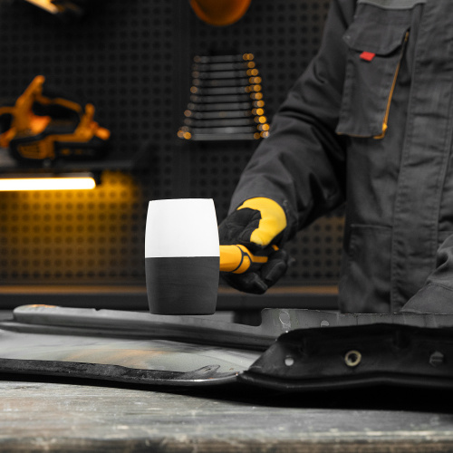 Киянка резиновая, 680 г, черно-белая, фибергласовая рукоятка c TPR покрытием Denzel по ценам производителя в Москве с доставкой по всей России