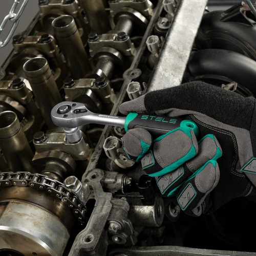 Набор инструментов, 1/2", 1/4", CrV, пластиковый кейс 82 предмета Stels по ценам производителя в Москве с доставкой по всей России