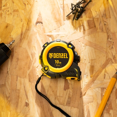 Рулетка 10м х 32мм, автоматич. фиксац., нейлон. покрытие, магнит. зацеп, двухстор. разметка Denzel по ценам производителя в Москве с доставкой по всей России