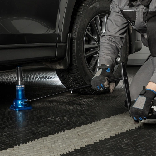 Домкрат механический бутылочный, 2 т, h подъема 150-310 мм, 2 части (домкрат, ручка) Stels по ценам производителя в Москве с доставкой по всей России