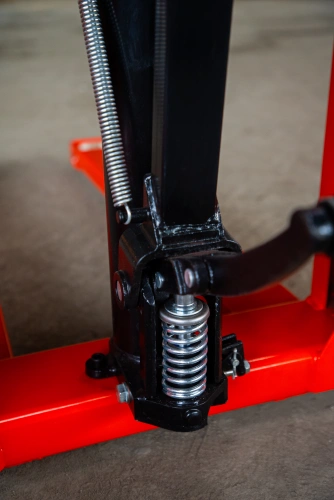 Штабелер гидравлический 2,0 т 1,6 м TOR CTY-E с раздвижными вилами по ценам производителя в Москве с доставкой по всей России