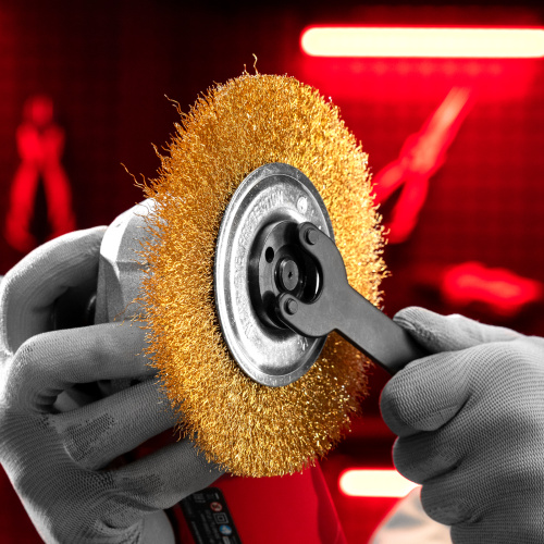 Щетка для УШМ, 150 мм, посадка 22.2 мм, плоская, латунированная витая проволока Matrix по ценам производителя в Москве с доставкой по всей России