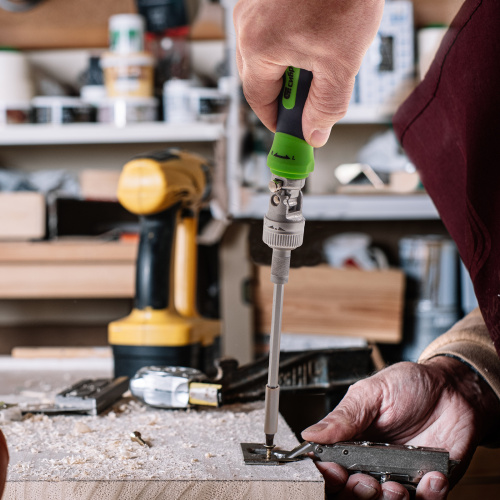 Отвертки реверсивные с набором бит, торцевых головок, 61 предмет, CrV Сибртех по ценам производителя в Москве с доставкой по всей России