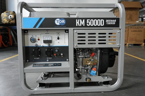 Генератор дизельный 5,0 кВт 220В с электростартером и колесами TOR KM5000D по ценам производителя в Москве с доставкой по всей России
