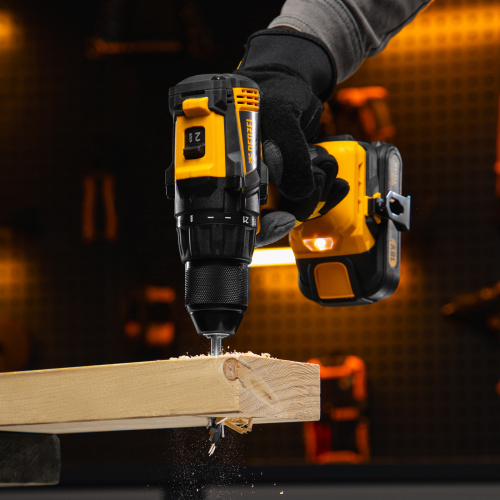 Дрель-шуруповерт аккумуляторная, бесщет. BLDL-IB-18-0, Li-Ion, 18 В Denzel по ценам производителя в Москве с доставкой по всей России