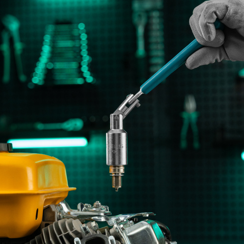 Ключ свечной карданный 21 х 250 мм Stels по ценам производителя в Москве с доставкой по всей России