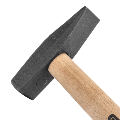 Молоток слесарный 500 г, квадратный боек, деревянная рукоятка Сибртех по ценам производителя в Москве с доставкой по всей России