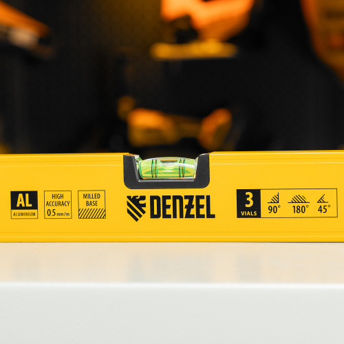 Уровень алюминиевый, магнит, фрезерованный, 3 глазка (1 зеркал.) 0,5 мм/м, 1200 мм Denzel по ценам производителя в Москве с доставкой по всей России