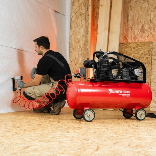 Компрессор воздушный ременный привод КР3000/100  3,0 кВт, 100 литров, 510 л/мин МТХ по ценам производителя в Москве с доставкой по всей России