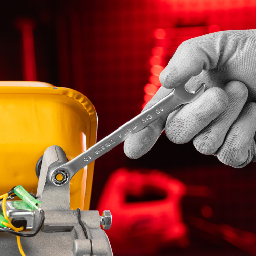 Ключ комбинированный, 10 мм, CrV, матовый хром Matrix по ценам производителя в Москве с доставкой по всей России