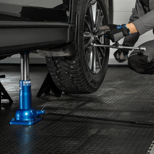 Домкрат механический бутылочный, 2 т, h подъема 210-495 мм, домкрат, ручка Stels по ценам производителя в Москве с доставкой по всей России