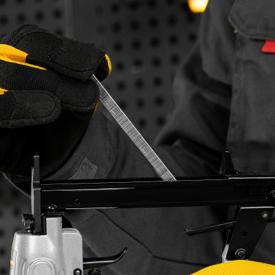 Скобы 21GA для пнев. степл., 8мм, шир. - 0,95мм, тол. - 0,6мм, шир. скобы - 12,8мм, 5000шт Denzel по ценам производителя в Москве с доставкой по всей России