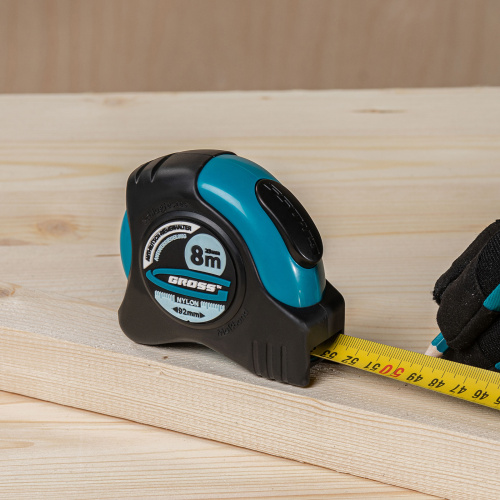 Рулетка "Schlagfest",8 м x 25 мм,магнитный обрезиненный зацеп,двусторонняя шкала,Нейлоновое покрытие,автоматическая фиксация Gross по ценам производителя в Москве с доставкой по всей России
