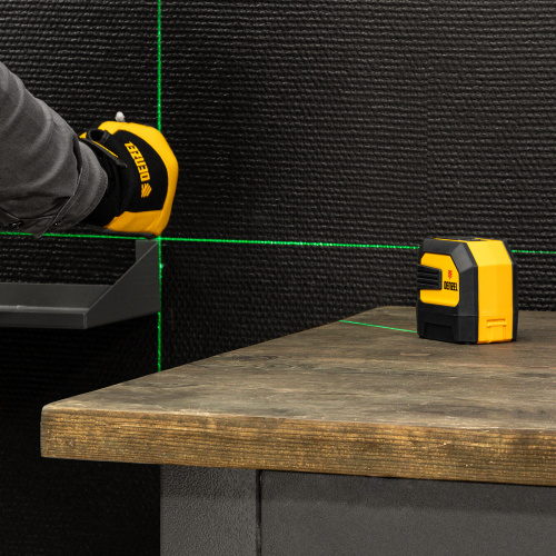 Лазерный уровень LX 03 Green, 30 м, 520 нм, резьба 1/4" Denzel по ценам производителя в Москве с доставкой по всей России