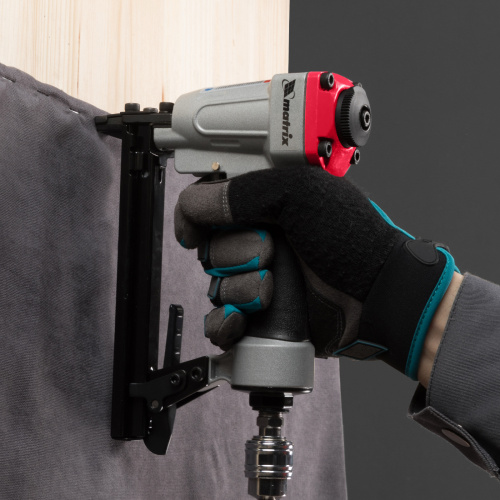 Степлер пневматический для прямоугольных скоб от 6 до 13 мм Matrix по ценам производителя в Москве с доставкой по всей России