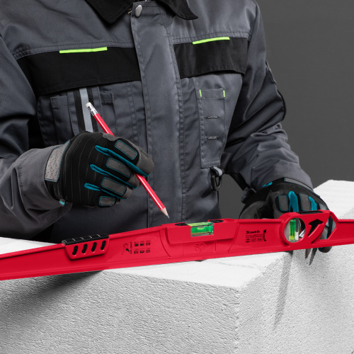 Уровень алюминиевый, 600 мм, литой, 2 глазка (1 фронтальный), ударная площадка Matrix по ценам производителя в Москве с доставкой по всей России