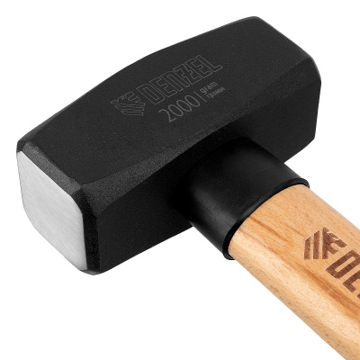 Кувалда, 2000 г, кованая головка, буковая рукоятка Denzel по ценам производителя в Москве с доставкой по всей России