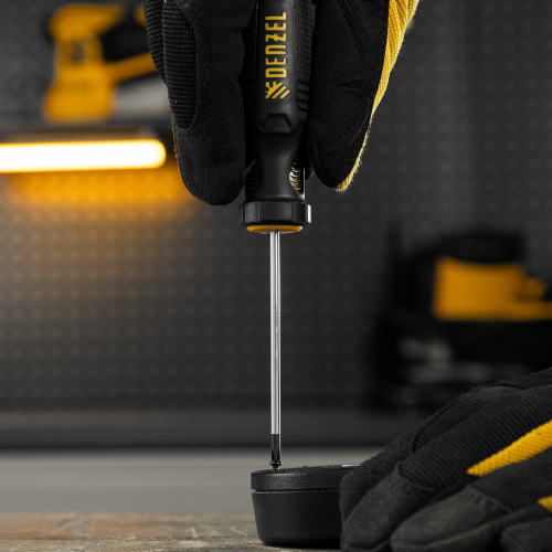 Отвертка, PH0х75 мм, S2, 3к рукоятка Denzel по ценам производителя в Москве с доставкой по всей России