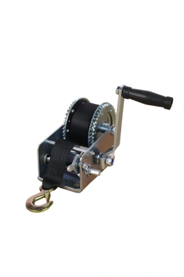 Лебедка ручная барабанная с лентой  1т 20 м оцинкованная TOR LHW