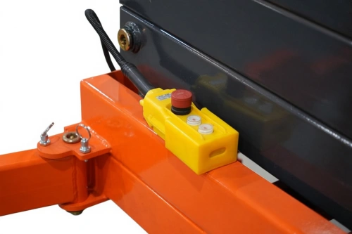 Подъемник ножничный передвижной 500 кг 9/11 м TOR SJY-0,5-9 AC 380В сетевой (G) по ценам производителя в Москве с доставкой по всей России