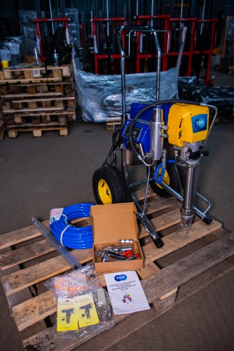 Окрасочный аппарат поршневой 320 бар, 3 кВт,  220 В TOR GD-1095 по ценам производителя в Москве с доставкой по всей России