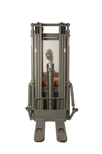 Штабелер самоходный 2,0 т 4,5 м XILIN CDDK20 24/300 В/Ач ЭУР, выдв. опоры (с платформой) купить в Москве с доставкой по всей России | ProtosMarket.ru