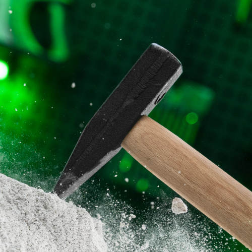 Молоток слесарный 300 г, квадратный боек, деревянная рукоятка Сибртех по ценам производителя в Москве с доставкой по всей России