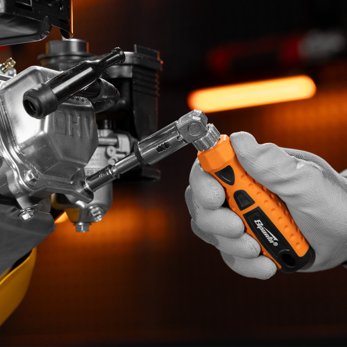 Отвертка реверсивная с шарниром, биты, торцевые головки, 18 шт, Sparta по ценам производителя в Москве с доставкой по всей России