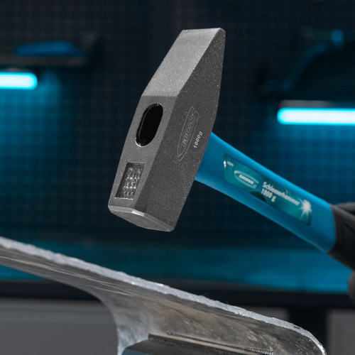 Молоток слесарный, 1000 г, квадратный боек, фибергласовая обрезиненная рукоятка Gross по ценам производителя в Москве с доставкой по всей России