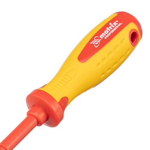 Отвертка Insulated, PH0 x 75 мм, CrMo, до 1000 В, двухкомпонентная рукоятка Matrix Professional по ценам производителя в Москве с доставкой по всей России