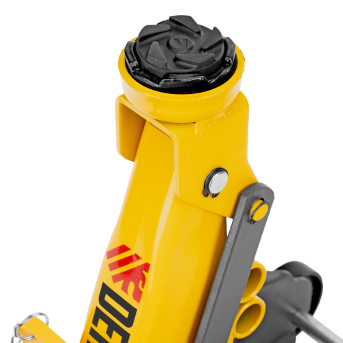 Домкрат гидравлический подкатной с фиксатором, 2 т, 130-330 мм, в кейсе Denzel по ценам производителя в Москве с доставкой по всей России