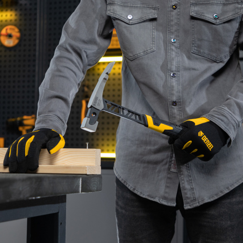 Молоток каменщика 680 г, цельнокованый, двухкомпонентная обрезиненная рукоятка Denzel по ценам производителя в Москве с доставкой по всей России