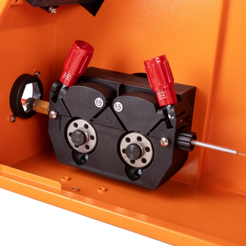 Аппарат для ручной лазерной сварки, резки и очистки FOXWELD LASER 1500-3-МТ купить в Москве с доставкой по всей России | ProtosMarket.ru