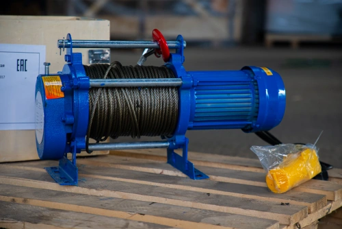 Лебедка электрическая  500 кг 100 м с канатом 220 В TOR KCD по ценам производителя в Москве с доставкой по всей России