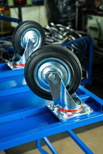 Тележка платформенная TOR ТП-Д (700х1200) с двумя ручками (колеса 200) по ценам производителя в Москве с доставкой по всей России