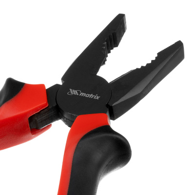 Плоскогубцы комбинированные Black Nickel, 180 мм, двухкомпонентные рукоятки Matrix по ценам производителя в Москве с доставкой по всей России