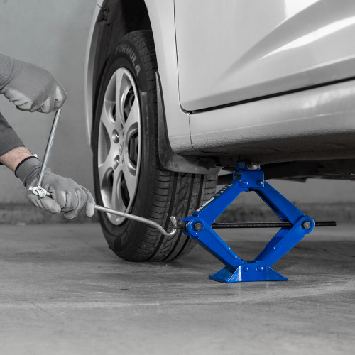 Ромбовый домкрат, 1.5 т, 110-360 мм Stels по ценам производителя в Москве с доставкой по всей России