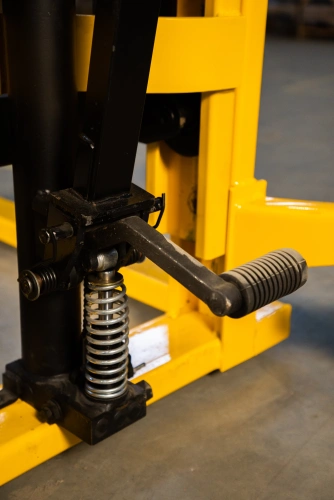 Штабелер-бочкокантователь гидравлический 0,5 т 2 м TOR WDS500-2000 по ценам производителя в Москве с доставкой по всей России