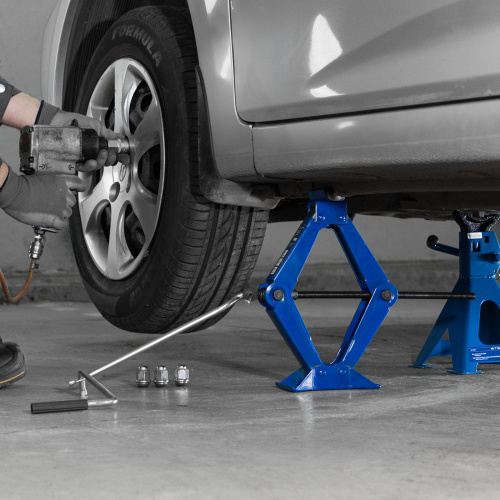 Ромбовый домкрат, 1.5 т, 110-360 мм Stels по ценам производителя в Москве с доставкой по всей России