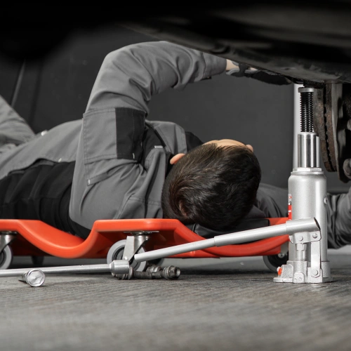 Домкрат гидравлический бутылочный, 5 т, высота подъема 216-413 мм, в пластиковый кейсе Matrix по ценам производителя в Москве с доставкой по всей России