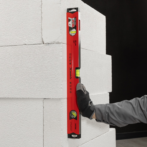 Уровень алюминиевый магнитный, 600 мм, фрезерованный, 3 глазка (1 зеркальный) усиленный Matrix по ценам производителя в Москве с доставкой по всей России