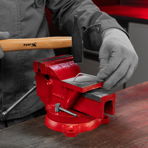 Тиски слесарные, 100 мм, поворотные, с наковальней Matrix по ценам производителя в Москве с доставкой по всей России